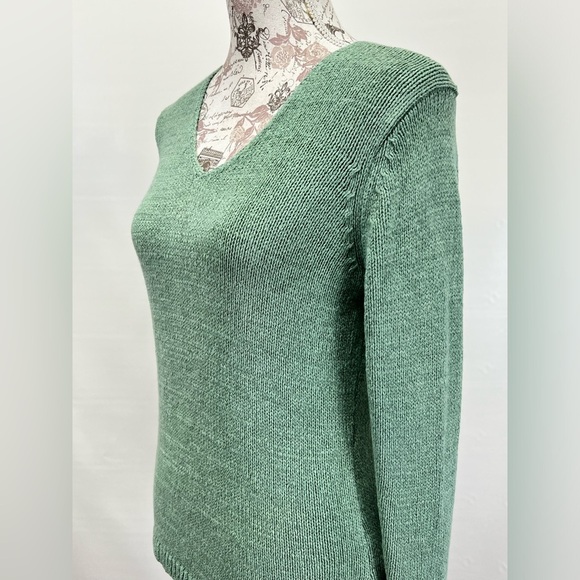 RENA ROWAN Moss green open weave V neck sweater size S. - Picture 3 of 12
